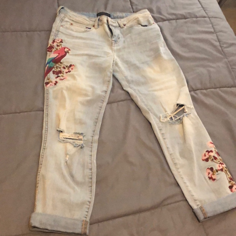 Aeropostale floral Boyfriend Jean